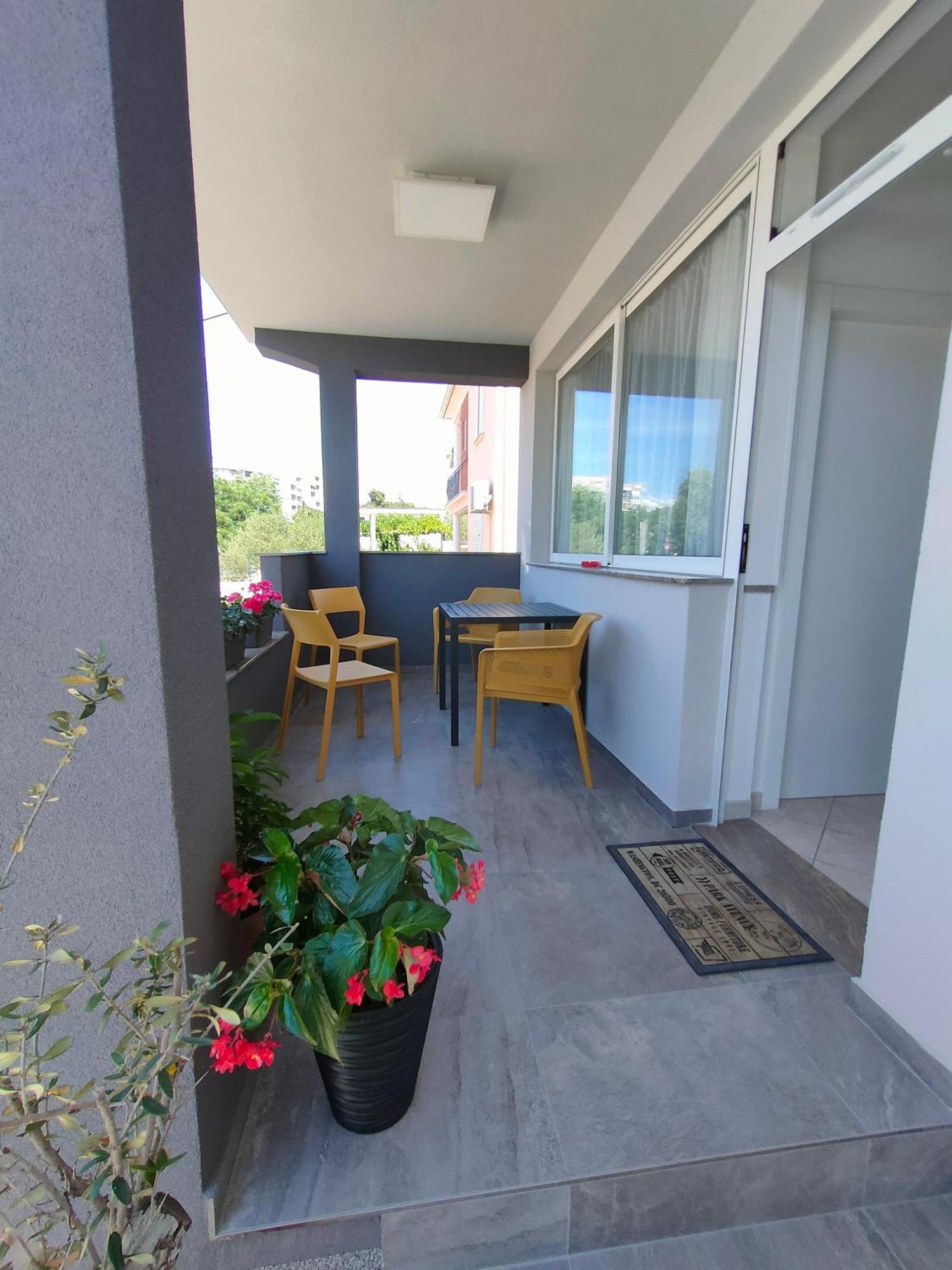 The Nice Dreams Studio Apartment Zadar Exterior photo